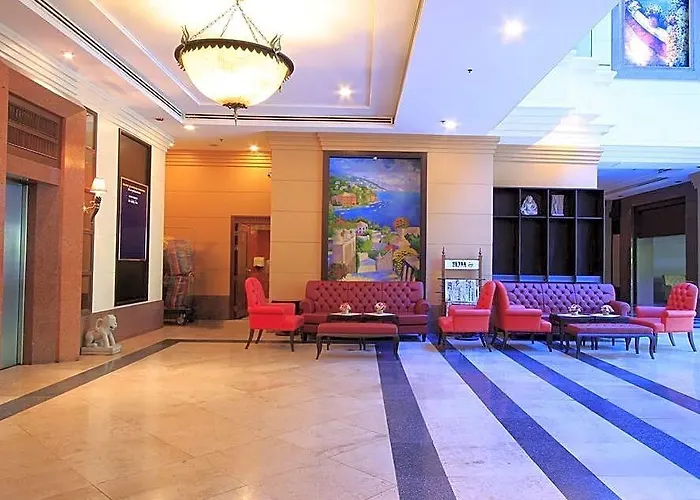 Hotel Karnmanee Palace
