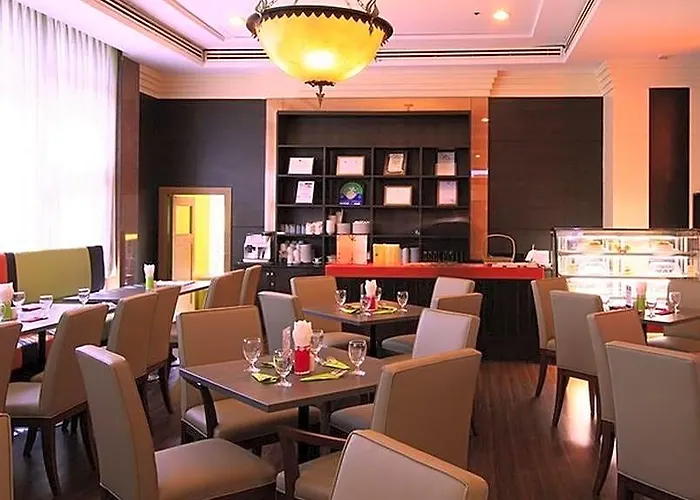 Karnmanee Palace Hotel