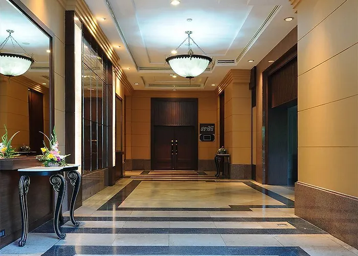 Karnmanee Palace Hotel