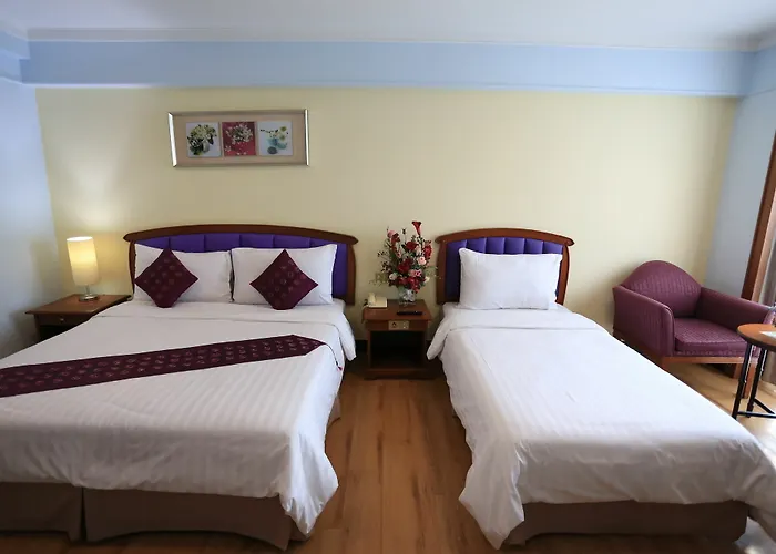 Karnmanee Palace Hotel